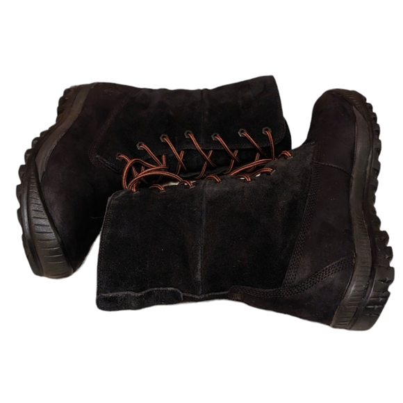 EUC Foldable Timberland 8.5" Shaft Waterproof Black Suede Snow Boots - Picture 4 of 13